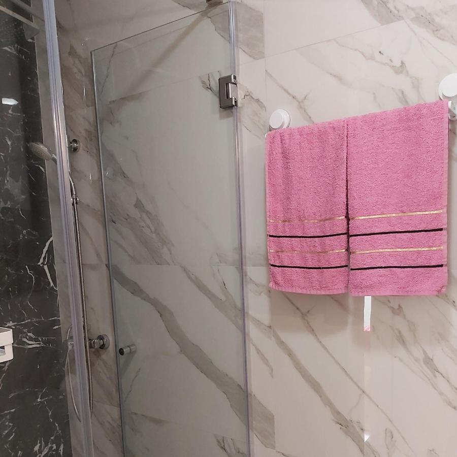 Apartman Miss T Podgorica Kültér fotó