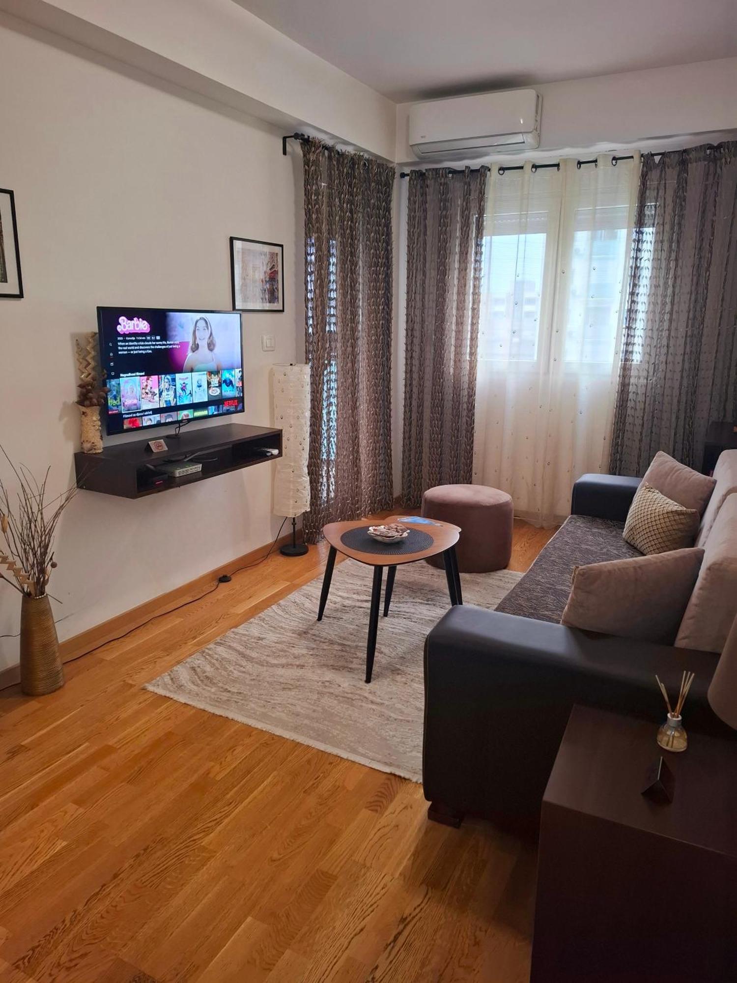 Apartman Miss T Podgorica Kültér fotó